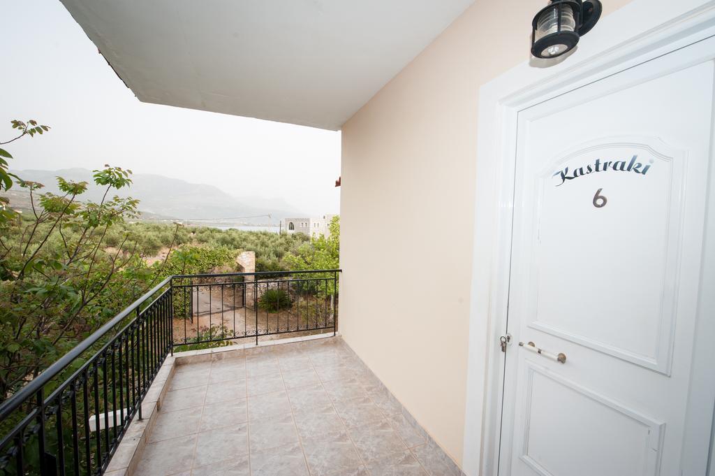 Kastraki Studios Stoupa Room photo